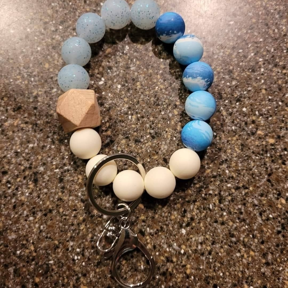 Blue and White Beaded Wristlet & Keychain